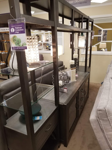 Furniture Store «Raymour & Flanigan Furniture and Mattress Store», reviews and photos, 427 Street Rd, Southampton, PA 18966, USA
