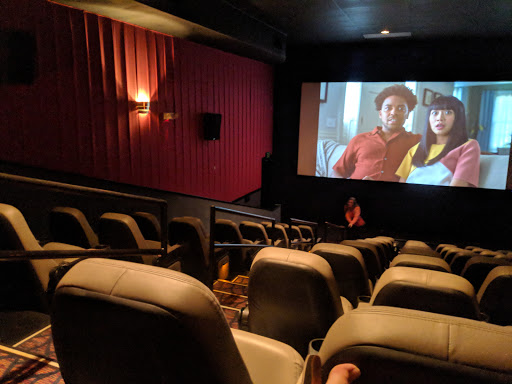 Movie Theater «Beacon Theater», reviews and photos, 12961 Cortez Blvd, Brooksville, FL 34613, USA