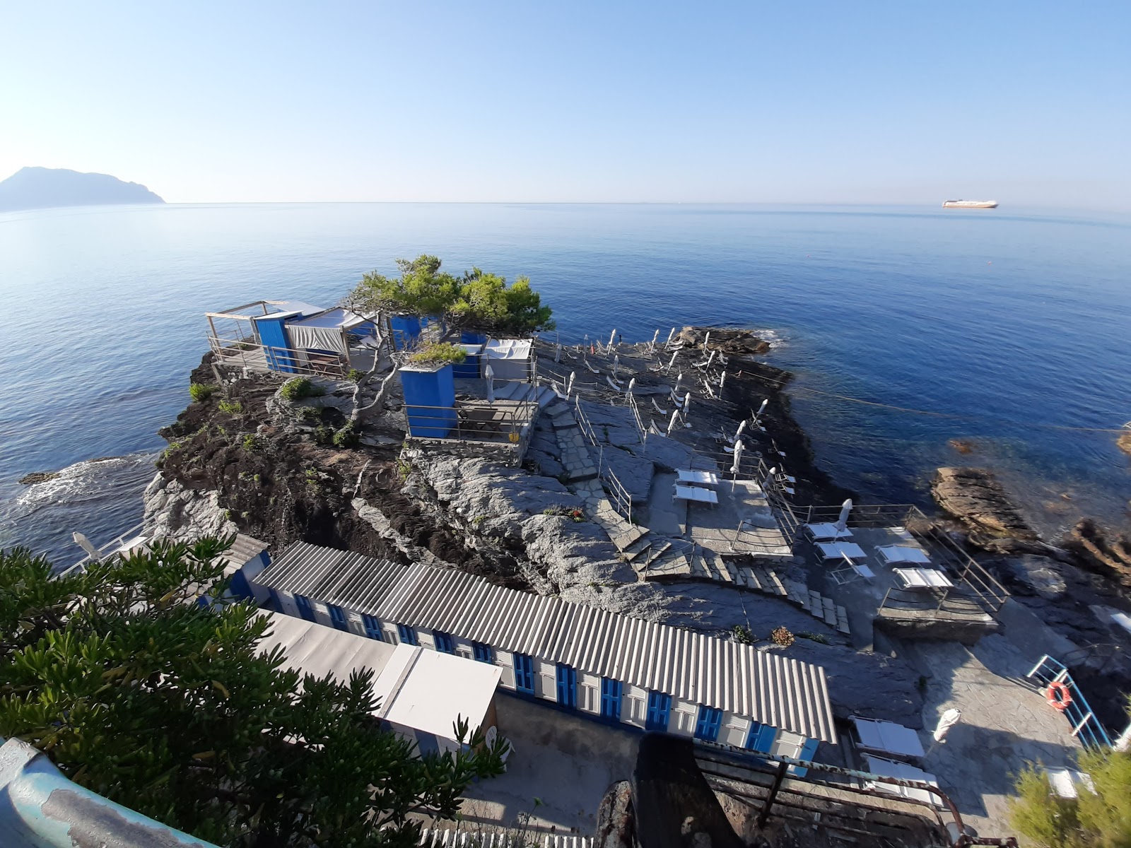 Fotografie cu Bagni Scogliera zonă de stațiune de pe plajă