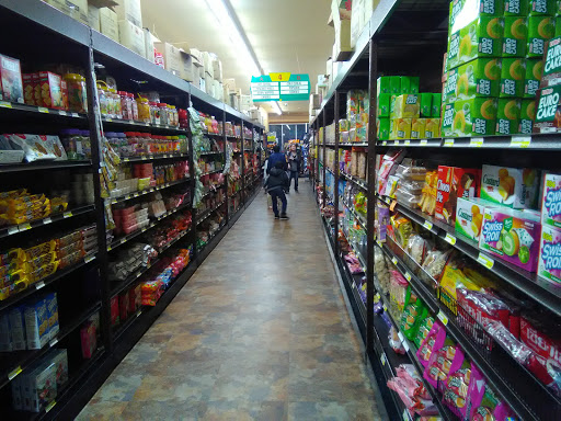 Asian Grocery Store «Golden Harvest Market - Khw Hmoob / Hmong Store», reviews and photos, 900 Maryland Ave E, St Paul, MN 55106, USA