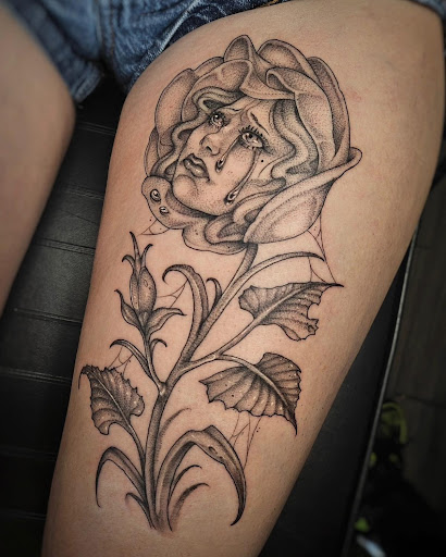 Explore skier tattoo ideas, creative tattoo ideas in Palm Harbor, available at Angry Owl Tattoo and Piercing