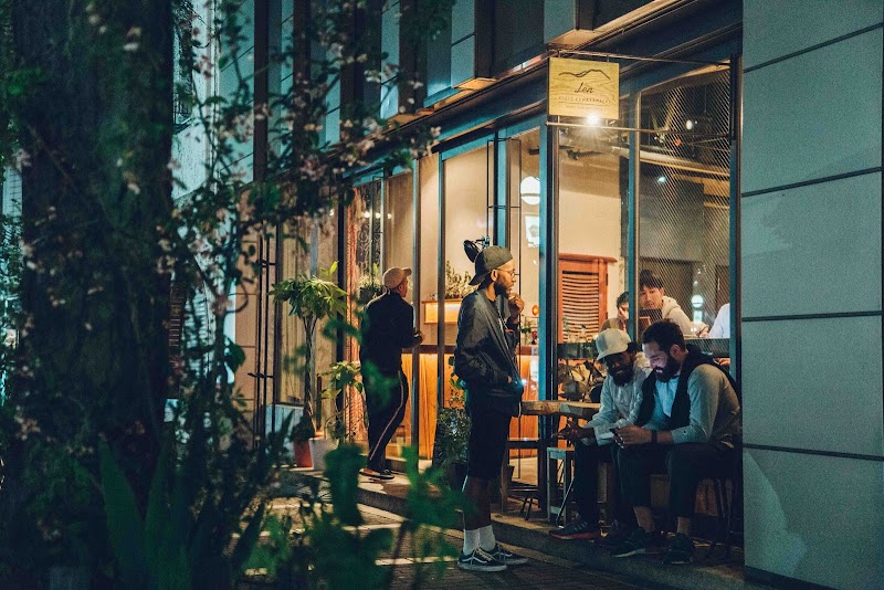 Len Kyoto Kawaramachi – Hostel, Cafe, Bar, Dining