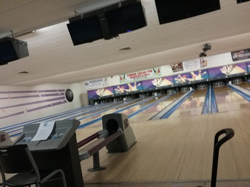 Bowling Alley «Bowlway Lanes», reviews and photos, 810 Villa St, Elgin, IL 60120, USA