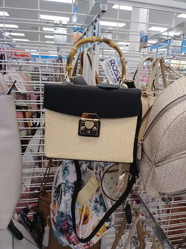 Clothing Store «Ross Dress for Less», reviews and photos, 9454 Skokie Blvd, Skokie, IL 60077, USA