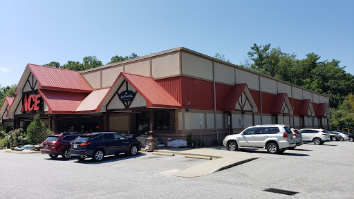 Hardware Store «Carolina Ace Hardware and Garden Center», reviews and photos, 911 Greenville Hwy, Hendersonville, NC 28792, USA