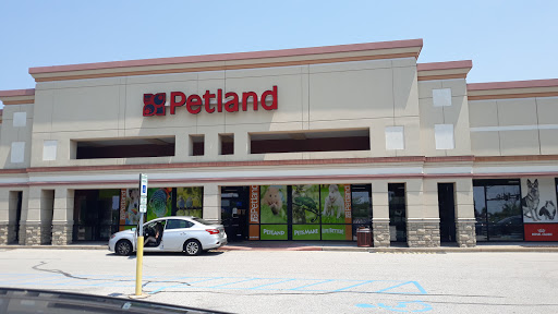 Pet Supply Store «Petland St. Louis», reviews and photos, 6131 Ronald Reagan Dr, Lake St Louis, MO 63367, USA