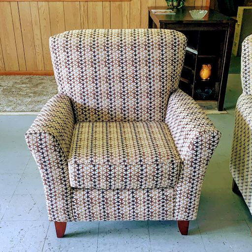 Furniture Store «Ugly Chair Furniture Outlet», reviews and photos, 4915 Cliff Gookin Blvd, Tupelo, MS 38801, USA