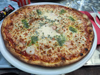 Plats et boissons du Pizzeria PIZZA GOURMANDE à Louviers - n°1