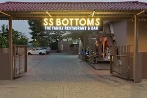 SS Bottoms Lounge Bar image