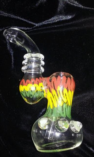 Tobacco Shop «Mary Janes Place Smoke Shop», reviews and photos, 1807 N Main St, Los Angeles, CA 90031, USA