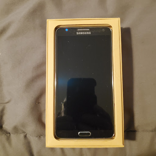 Pawn Shop «Woodstock Jewelry & Pawn», reviews and photos, 121 E Calhoun St, Woodstock, IL 60098, USA