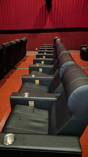 Movie Theater «Apple Cinemas Waterbury», reviews and photos, 920 Wolcott St, Waterbury, CT 06705, USA