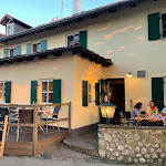 Photo n°9 de l'avis de Guillermo.r fait le 20/06/2022 à 08:08 sur le  Der Obere Wirt zum Queri à Andechs