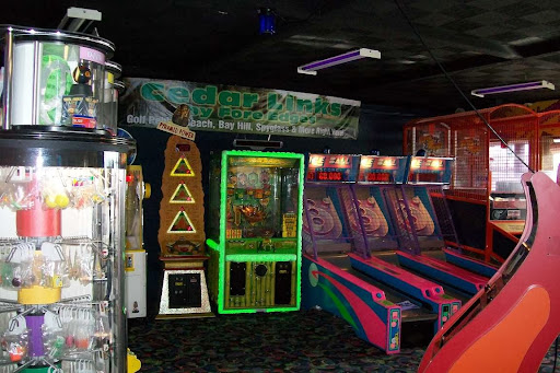 Bowling Alley «Cedar Lanes», reviews and photos, 1935 Cleveland Rd W, Sandusky, OH 44870, USA