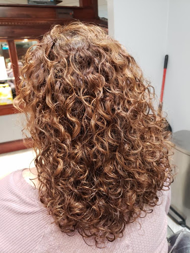 Hair Salon «J K Tangles Hair Salon», reviews and photos, 1151 E Lebanon Rd # E, Dover, DE 19901, USA