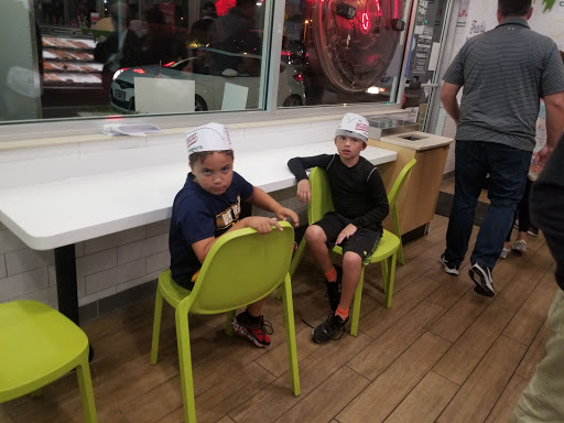 Donut Shop «Krispy Kreme South Charleston», reviews and photos, 42 Riverwalk Plaza McCorkle Ave, South Charleston, WV 25303, USA