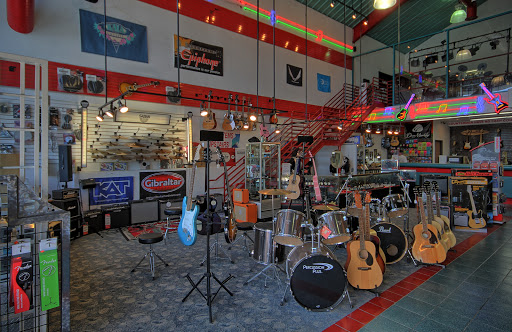 Pawn Shop «Beach City Pawn and Discount Guitar», reviews and photos, 17827 Beach Blvd, Huntington Beach, CA 92647, USA