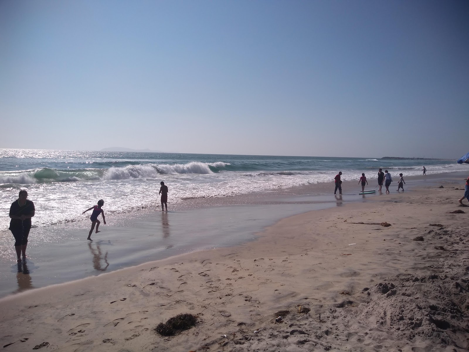 Photo de Playa Del Rosarito avec un niveau de propreté de partiellement propre