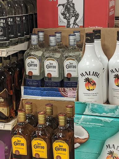 Liquor Store «Joe Canals Liquor», reviews and photos, 6036 E Black Horse Pike, Egg Harbor Township, NJ 08234, USA