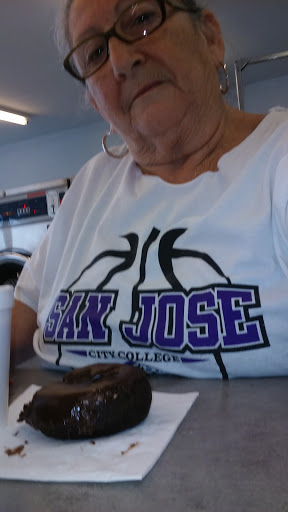 Laundromat «Suds Factory Coin Laundry», reviews and photos, 2830 Eastern Ave, Sacramento, CA 95821, USA