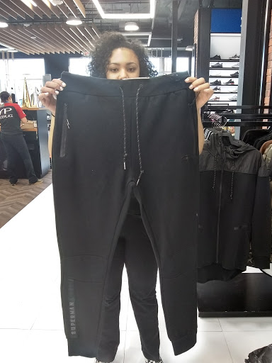 Shopping Mall «Foothill Square Shopping Center», reviews and photos, 10700 MacArthur Blvd #200, Oakland, CA 94605, USA