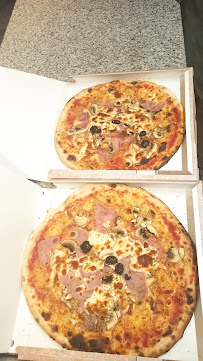 Plats et boissons du Pizzas à emporter Pizza Etna à La Londe-les-Maures - n°8