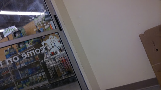 Pet Supply Store «Petco Animal Supplies», reviews and photos, 2005 W 8 Mile Rd, Detroit, MI 48203, USA