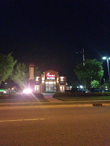 Fast Food Restaurant «Chick-fil-A», reviews and photos, 1706 W Ehringhaus St, Elizabeth City, NC 27909, USA