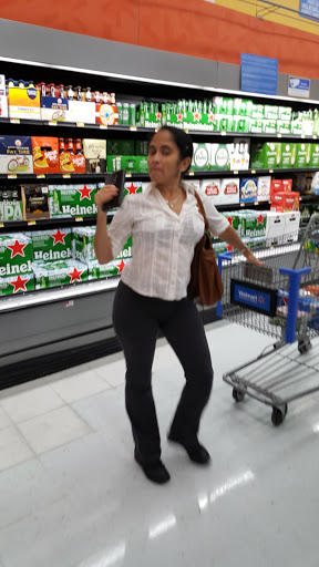 Department Store «Walmart Supercenter», reviews and photos, 9300 NW 77th Ave, Hialeah Gardens, FL 33016, USA