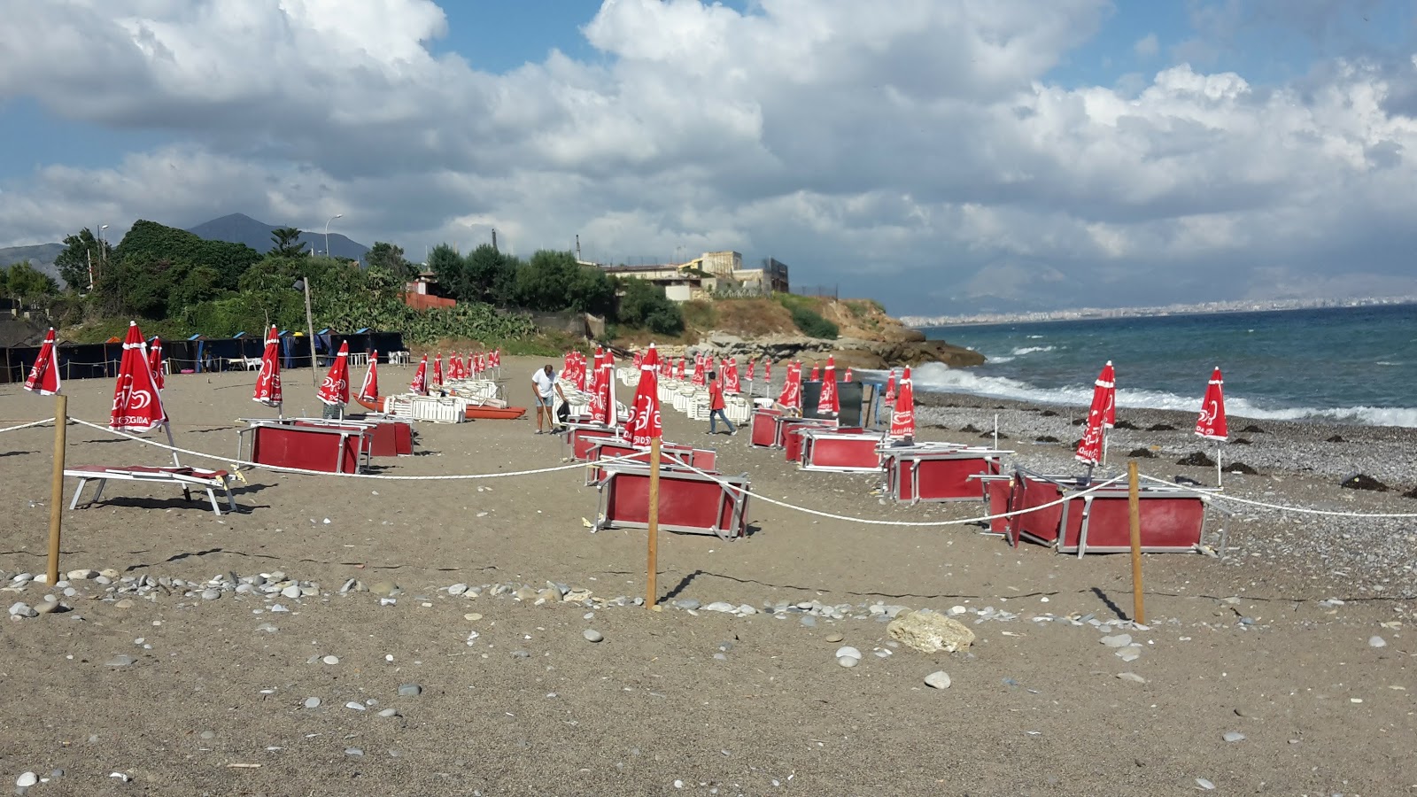 Photo of Ficarazzi beach and the settlement