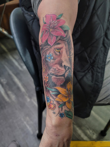 Find tattoo promo ideas for your next unique tattoo in Yakima at Wallflower Body Piercing & Crazy Ink Tattoo