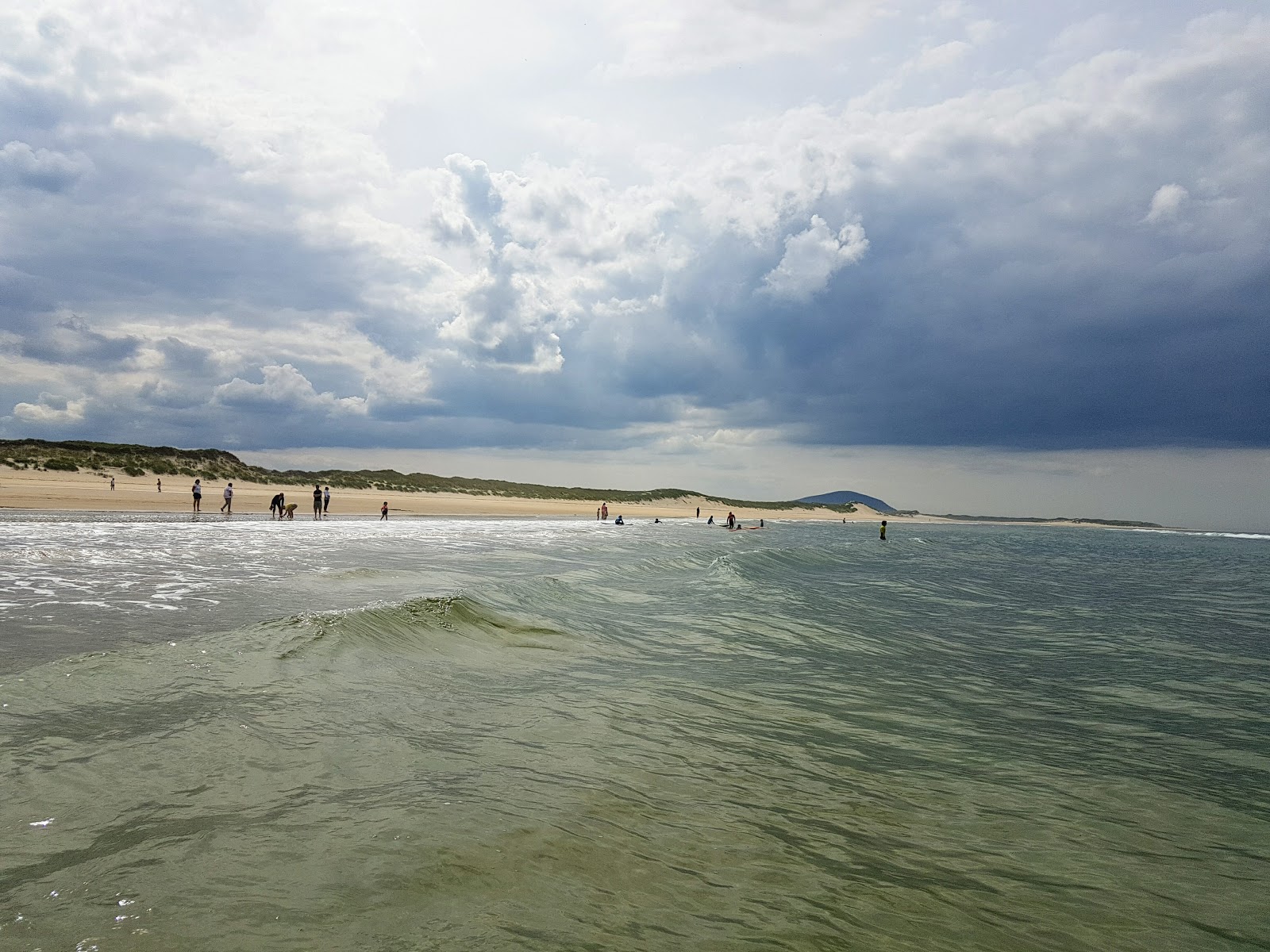 Foto de Falcarragh Beach - lugar popular entre os apreciadores de relaxamento
