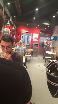Atmosphère du Restaurant Burger & Fries à Paris - n°8