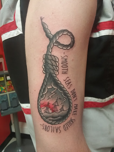 Tattoo Shop «Six1Six Tattoo Studio», reviews and photos, 526 Leonard St NW, Grand Rapids, MI 49504, USA