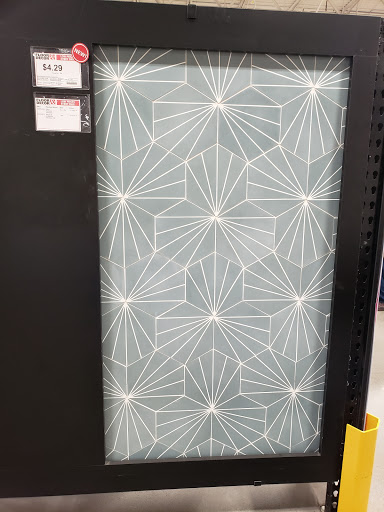 Shopping Mall «Southpoint Shopping Center», reviews and photos, E Palatine Rd & Rand, Arlington Heights, IL 60004, USA