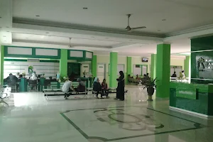 Rumah Sakit Islam Darus Syifa' image