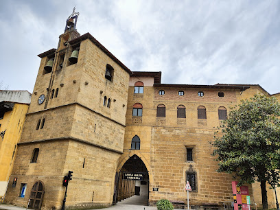 Andre Mari Zeruratze Parrokia / Parroquia De Santa María La Real de Zarauz