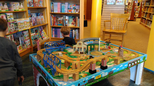 Book Store «Barnes & Noble», reviews and photos, 3102 Northline Ave, Greensboro, NC 27408, USA