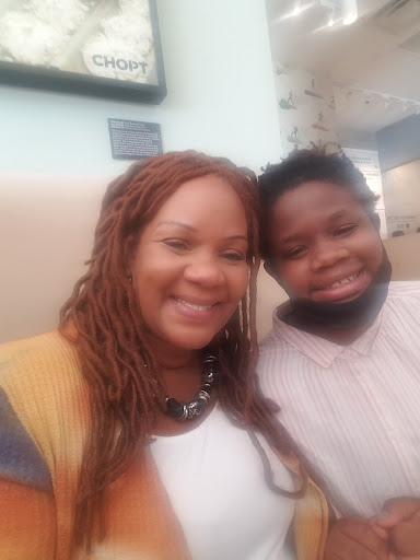 Shopping Mall «Golden Horseshoe Shopping Center», reviews and photos, 1088 Wilmot Rd, Scarsdale, NY 10583, USA