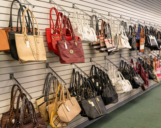 Discount Store «Discount Fashion Warehouse Dublin», reviews and photos, 6599 Dublin Center Dr, Dublin, OH 43017, USA