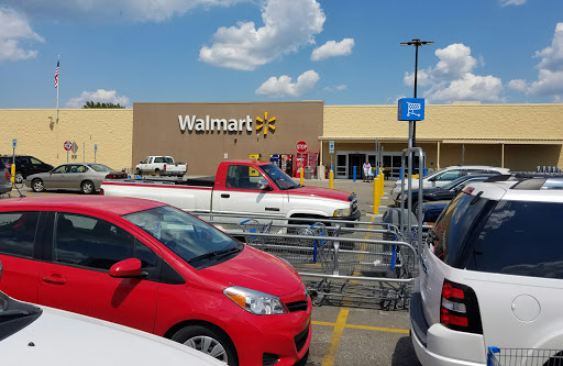 Department Store «Walmart Supercenter», reviews and photos, 2190 Gilmer Ave, Tallassee, AL 36078, USA