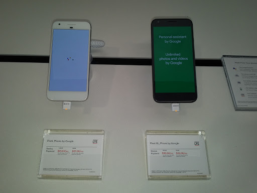 Cell Phone Store «Verizon», reviews and photos, 1910 Walnut St, Cary, NC 27518, USA