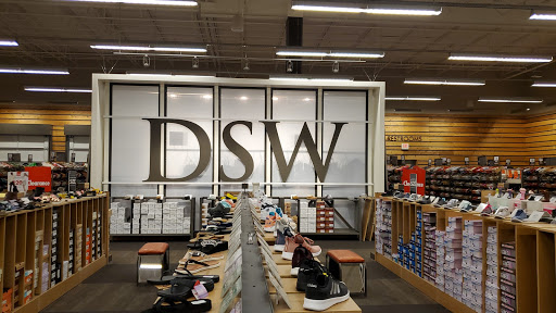 Shoe Store «DSW Designer Shoe Warehouse», reviews and photos, 1650 Airport Blvd #350, Pensacola, FL 32504, USA