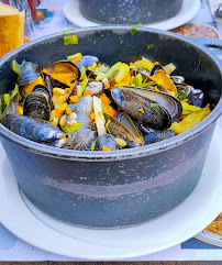 Moule du Restaurant Léon - Chartres à Barjouville - n°20