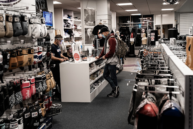 Opinii despre Nippon Sport în Brønshøj-Husum - Sportsbutik