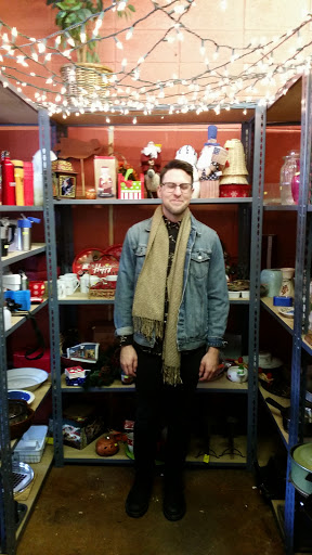 Thrift Store «Tahoe Forest Hospice Gift», reviews and photos, 10026 Meadow Way, Truckee, CA 96161, USA