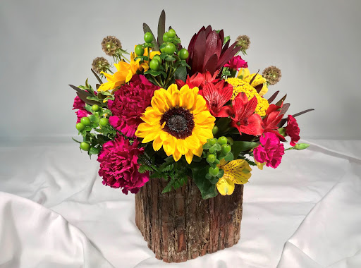Florist «Hassell Florist», reviews and photos, 1679 Drew St, Clearwater, FL 33755, USA