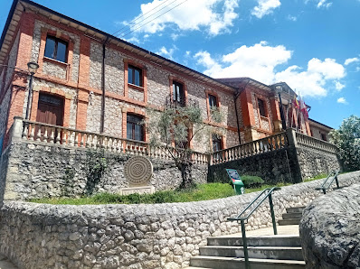 Ayuntamiento de Villaescusa Bo. las Cuevas, 1, 39690 La Concha, Cantabria, España