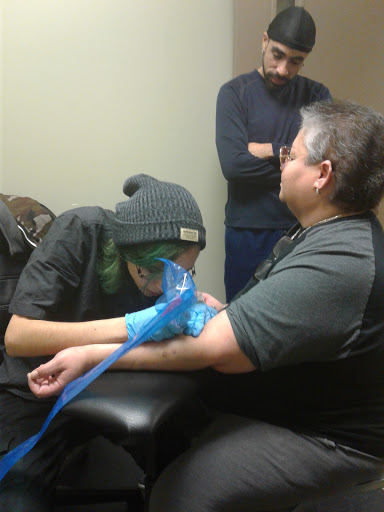 Tattoo Shop «All Tattoos & Body Piercings», reviews and photos, 14304 Pearl Rd, Strongsville, OH 44136, USA