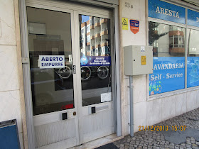 Aresta Dos Oceanos Lavandaria Self Service